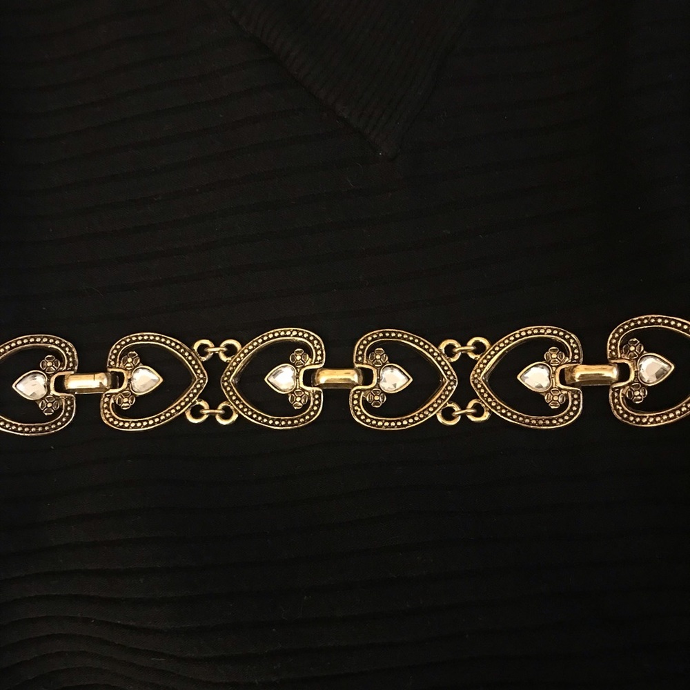 VINTAGE heart chained belt from the 80s 90s.💛